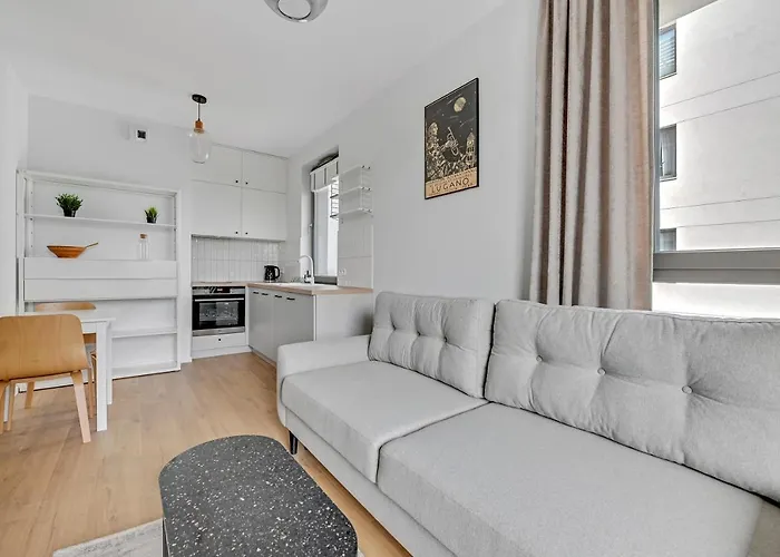 Garden Gate Old Town Parking * 그단스크